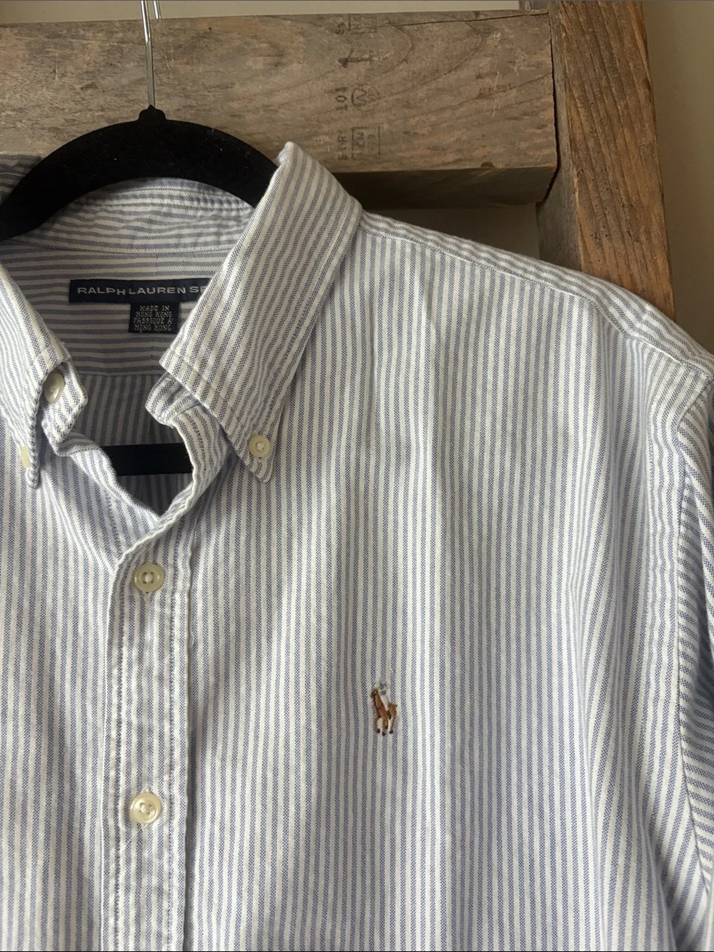 Blue & White Pin Striped Polo Sport Button-Down Shirt 100% Cotton - Picture 3 of 6